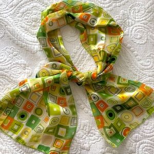 Vintage vibe scarf